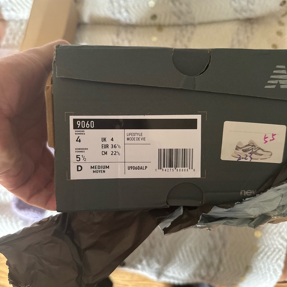 New Balance Women's Beige and Leopard Print Sneakers 9060 - Picture 9 of 9